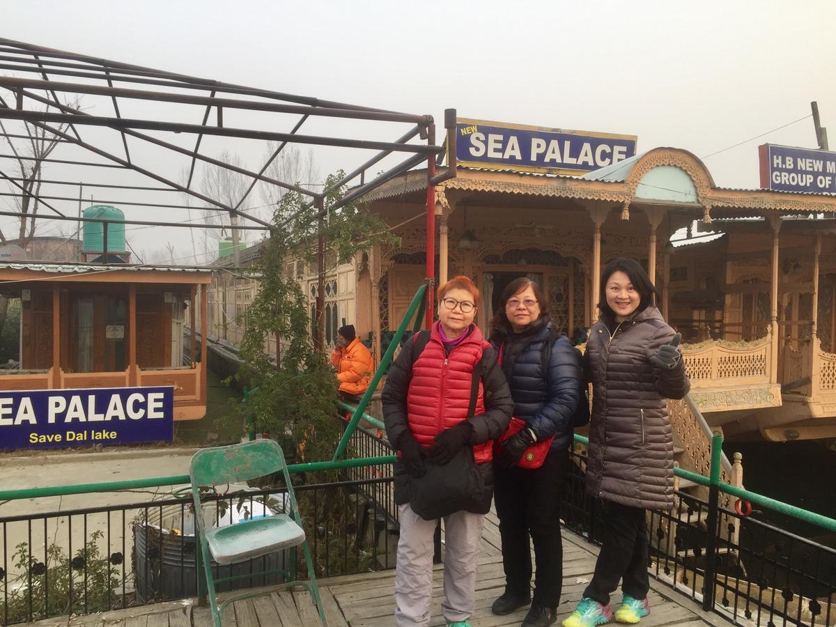 New Sea Palace Houseboats Srīnagar Zewnętrze zdjęcie