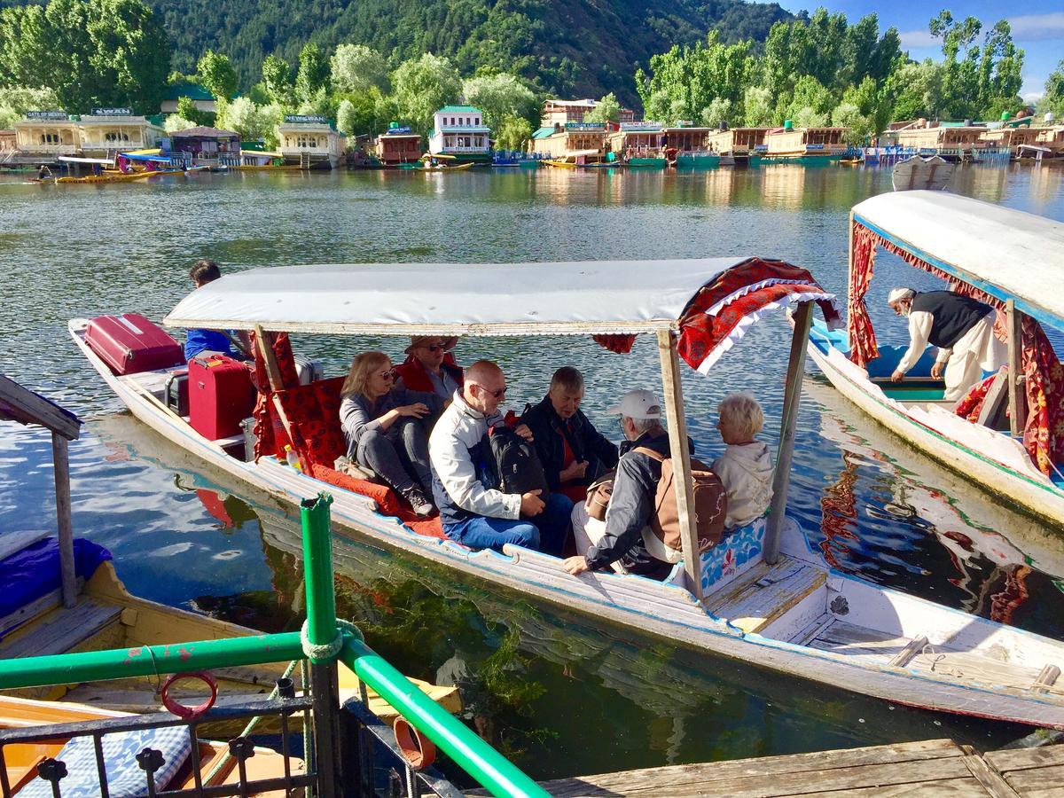 New Sea Palace Houseboats Srīnagar Zewnętrze zdjęcie