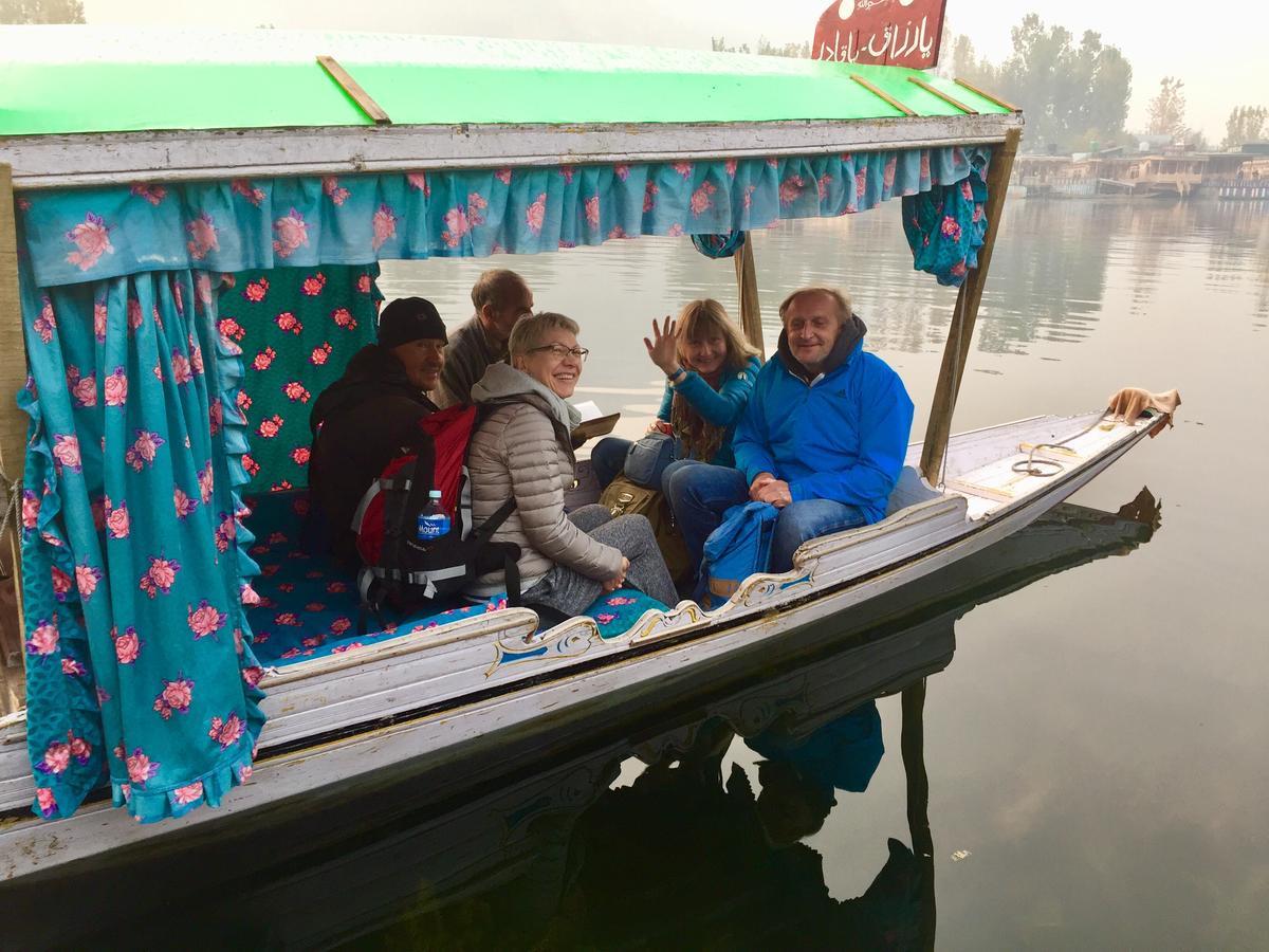 New Sea Palace Houseboats Srīnagar Zewnętrze zdjęcie